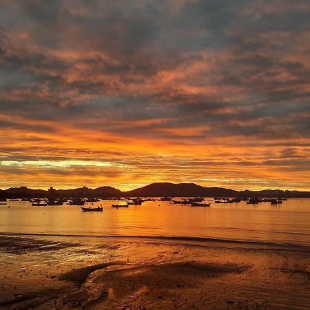 Jabuticasa Cabana De Madeira Na Praia 페냐 외부 사진